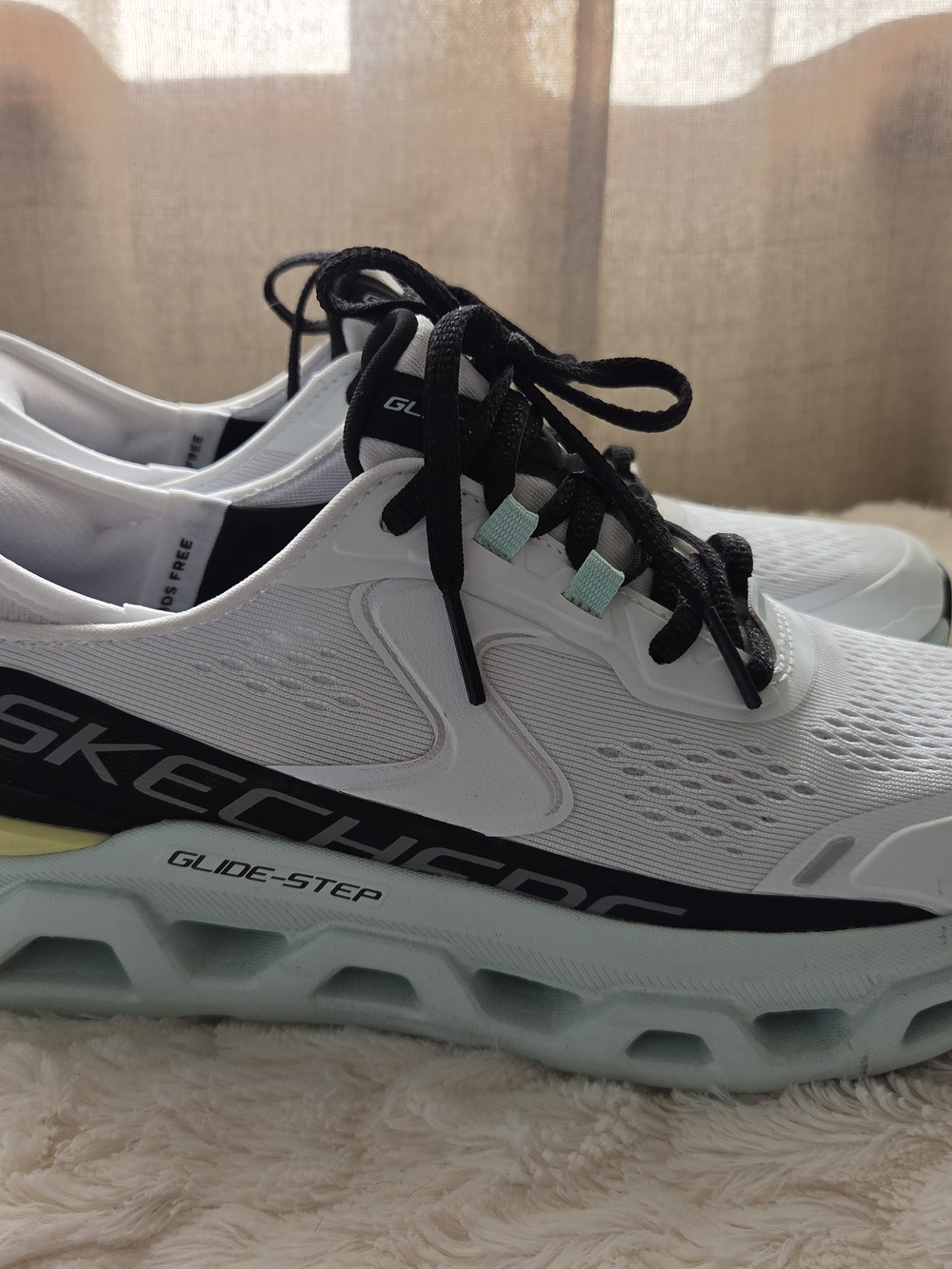 Skechers Glide-Step White Athletic Sneakers